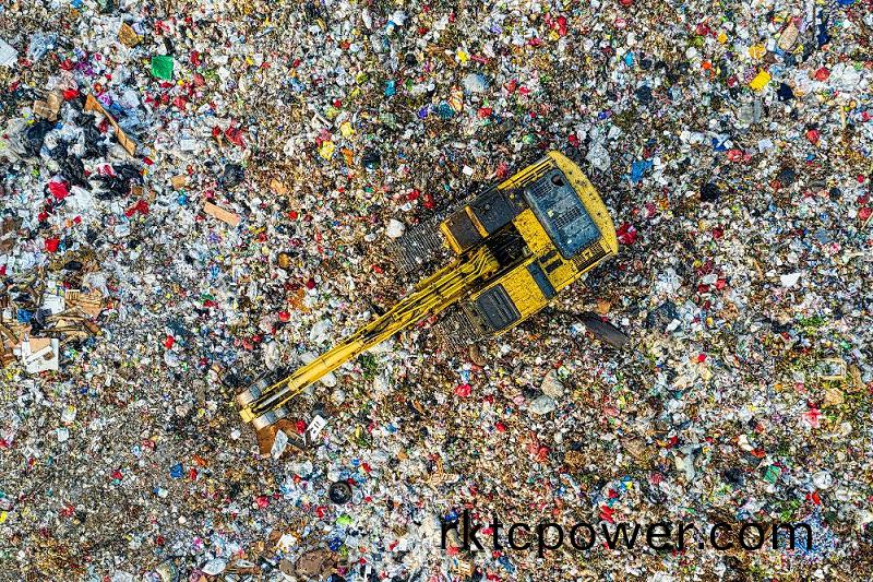 垃圾填(tian)埋場